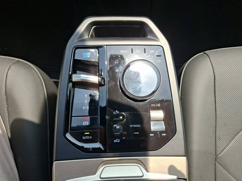 BMW ix - Photo 45