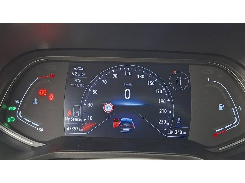Renault Clio - Photo 24