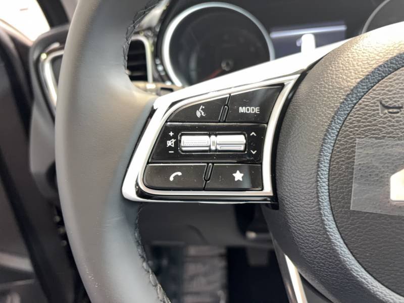 Kia CEED - Photo 25