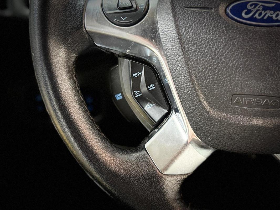 Ford Transit Connect - Photo 16