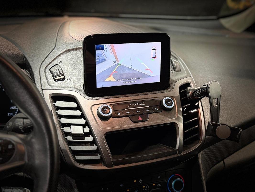 Ford Transit Connect - Photo 17