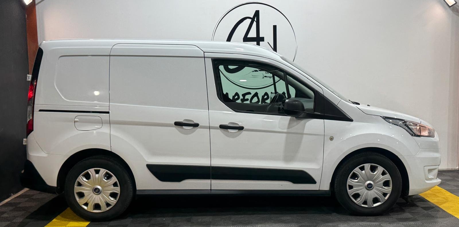 Ford Transit Connect - Photo 3
