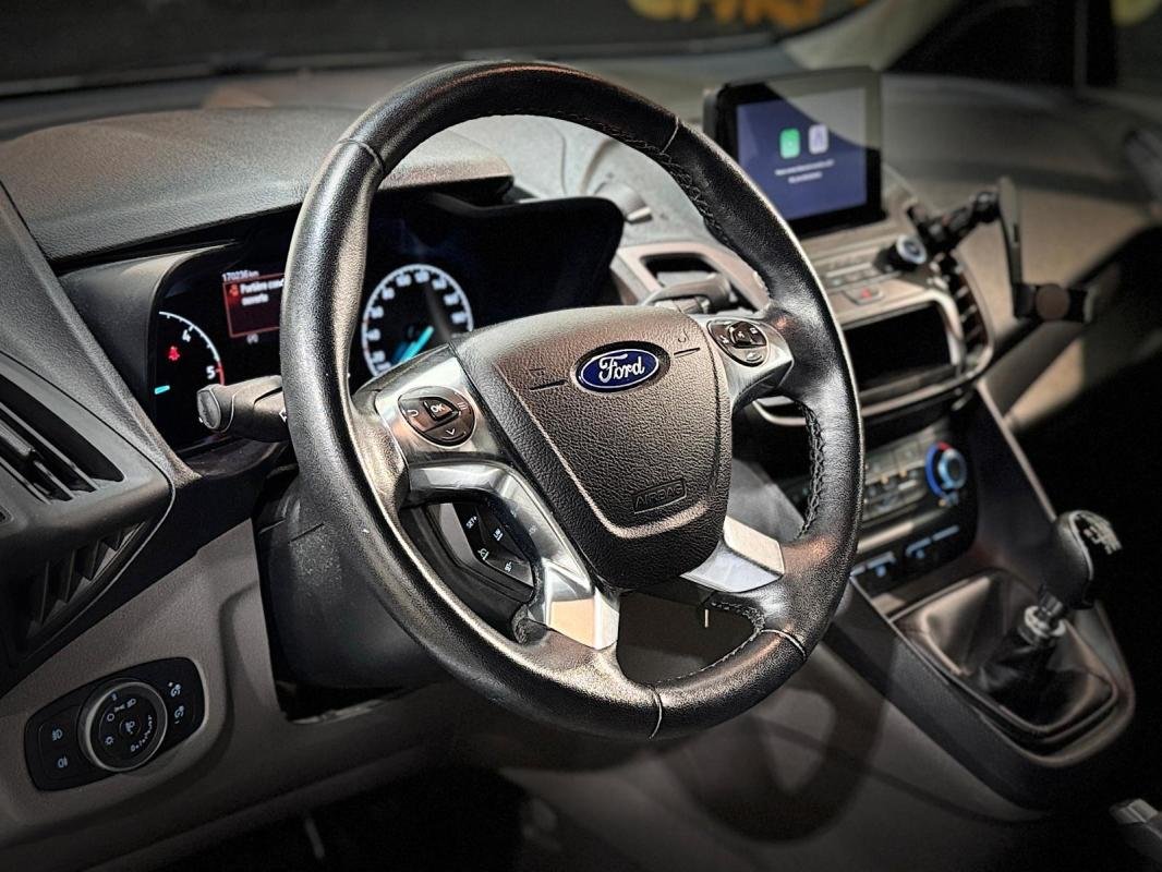 Ford Transit Connect - Photo 8