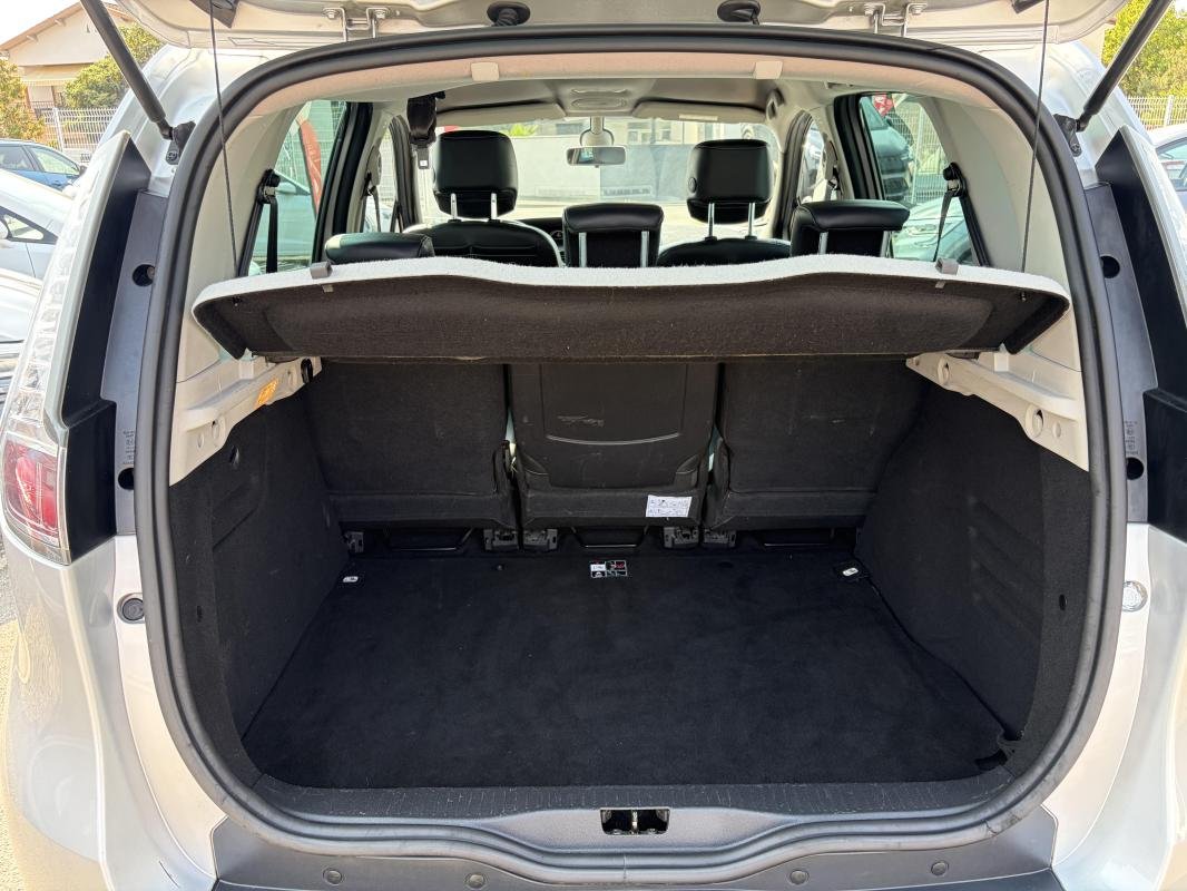 Renault Scénic - Photo 3