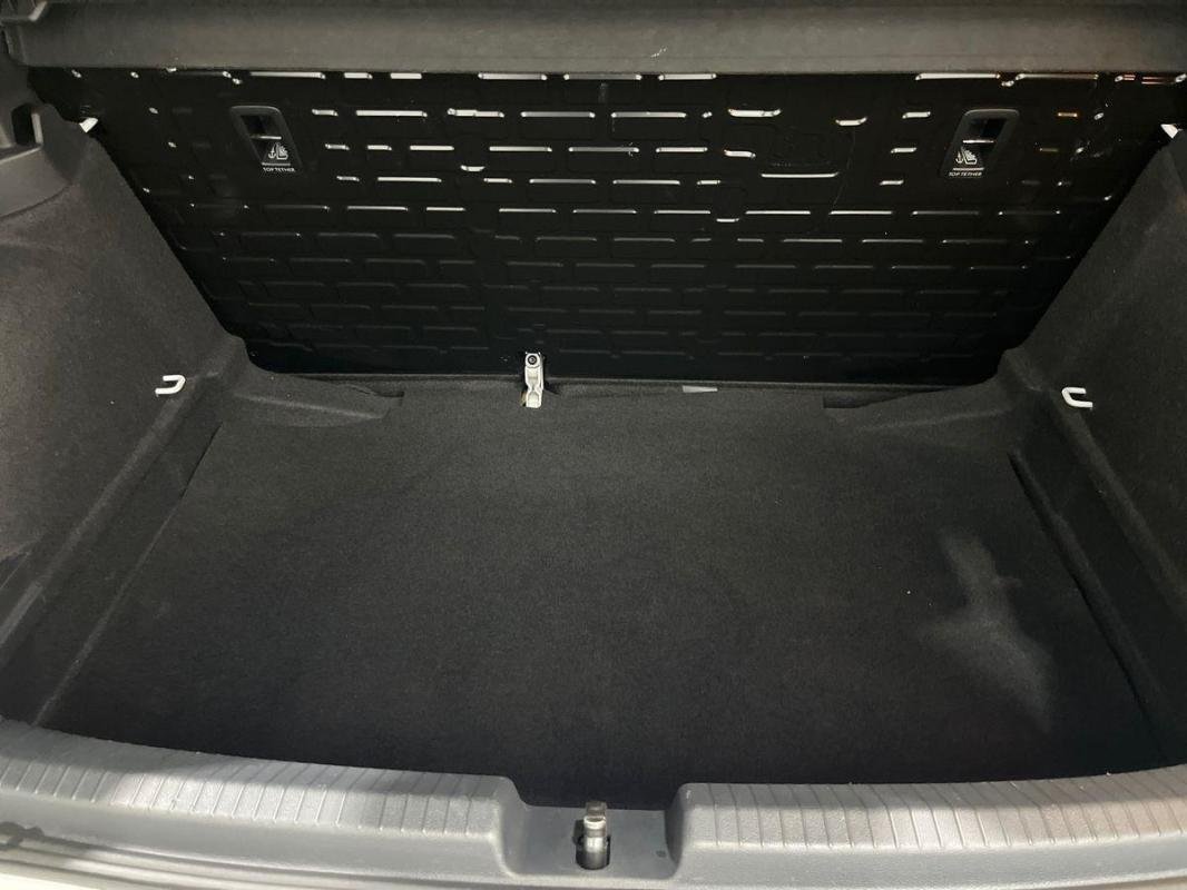 Volkswagen Polo - Photo 31