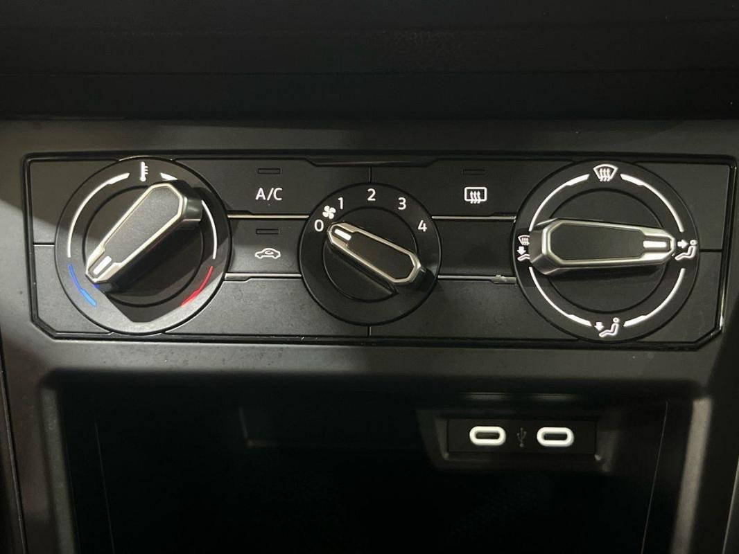 Volkswagen Polo - Photo 19