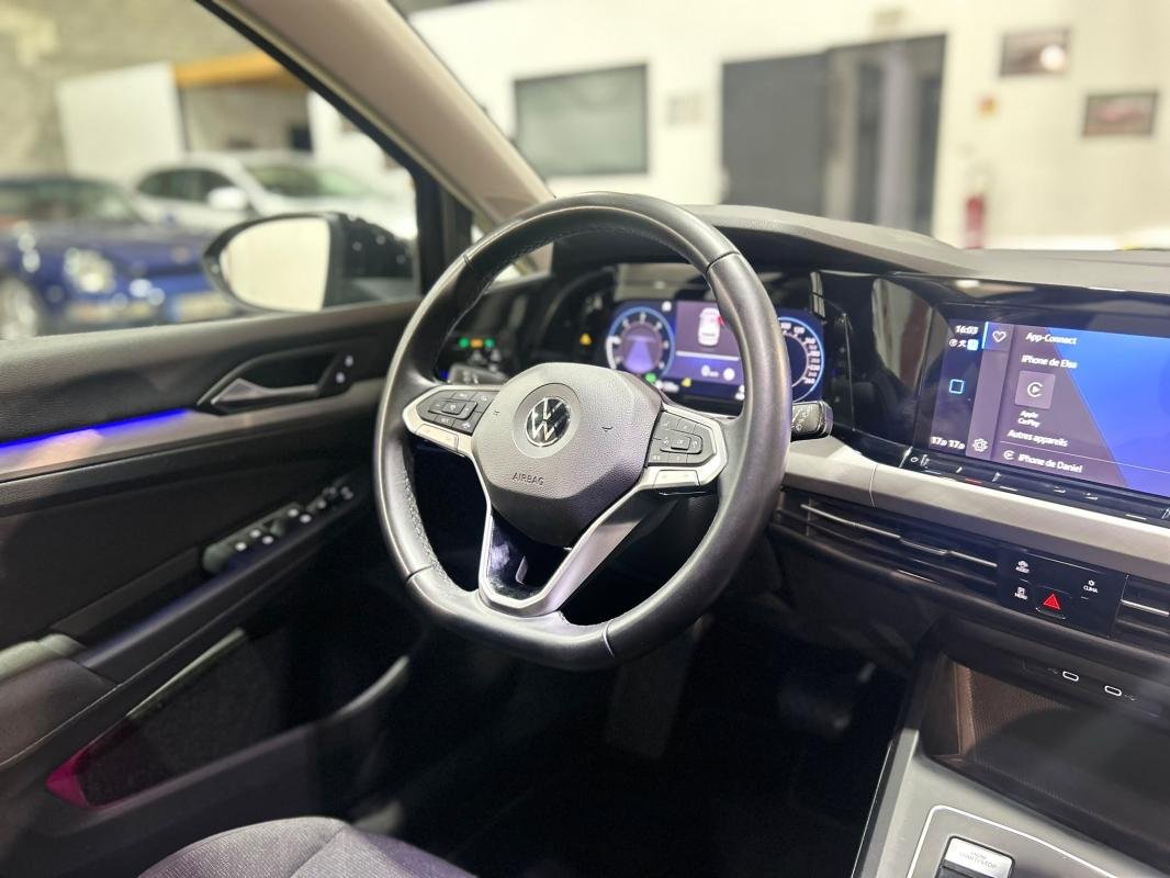 Volkswagen Golf - Photo 12