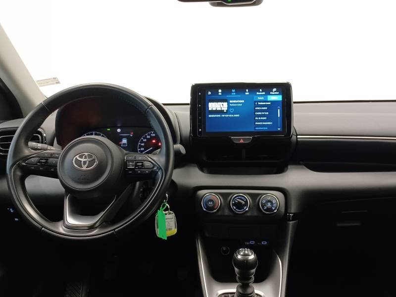 Toyota Yaris - Photo 11