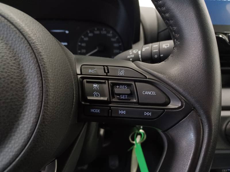 Toyota Yaris - Photo 18