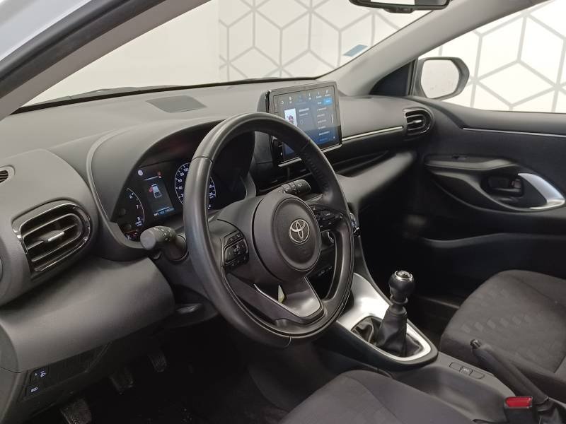 Toyota Yaris - Photo 10