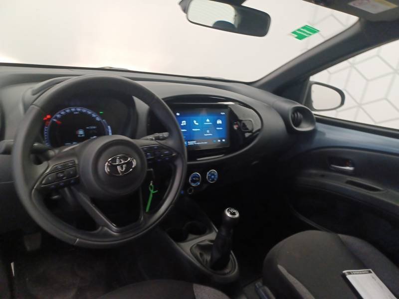 Toyota aygo x - Photo 11