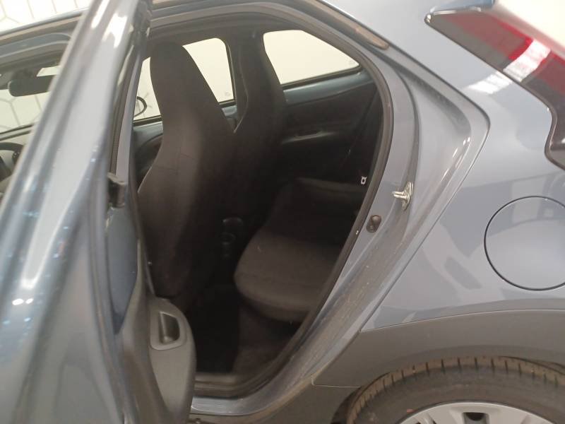 Toyota aygo x - Photo 13