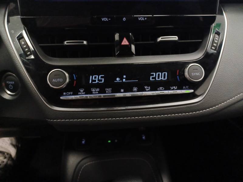 Toyota Corolla - Photo 18