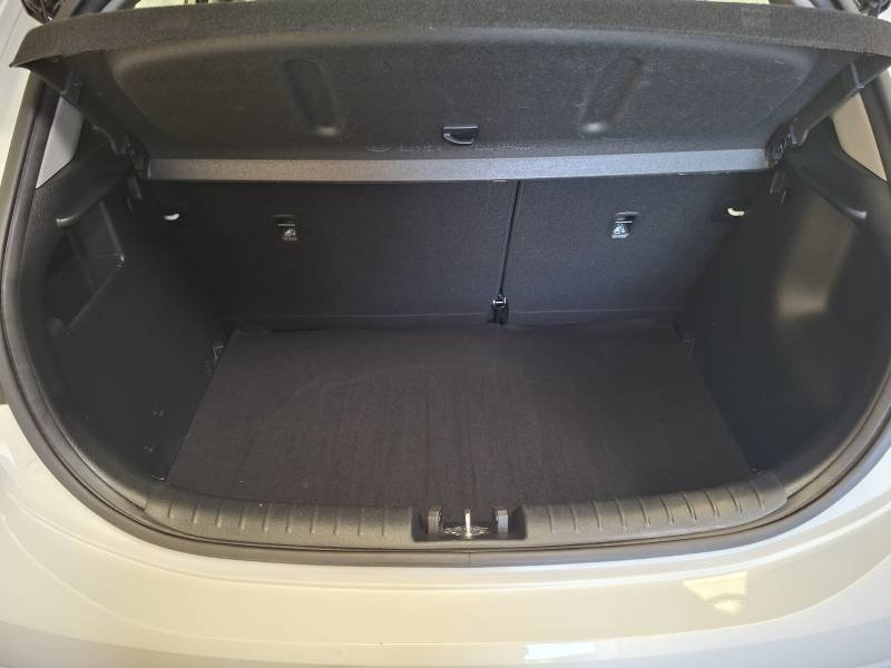 Kia Rio - Photo 7