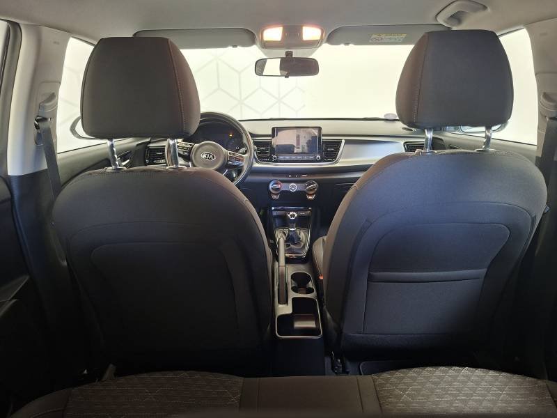 Kia Rio - Photo 8
