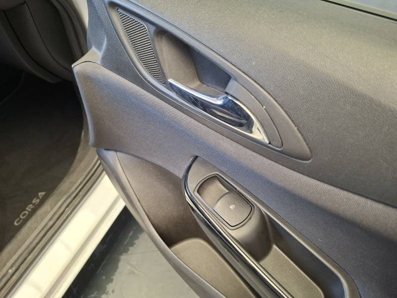 Opel Corsa - Photo 15