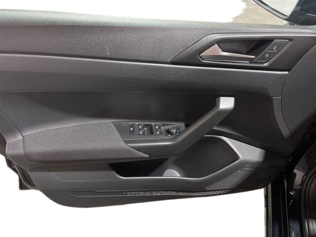 Volkswagen Polo - Photo 15