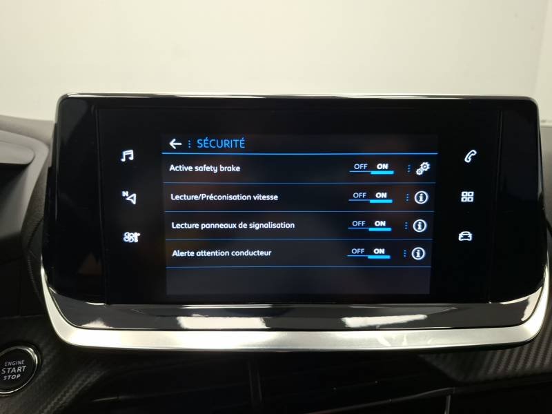 Peugeot 208 - Photo 23