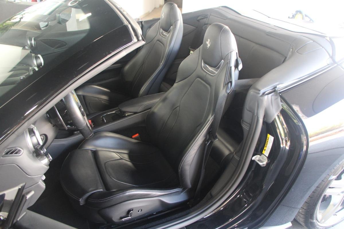 Ferrari Portofino - Photo 12