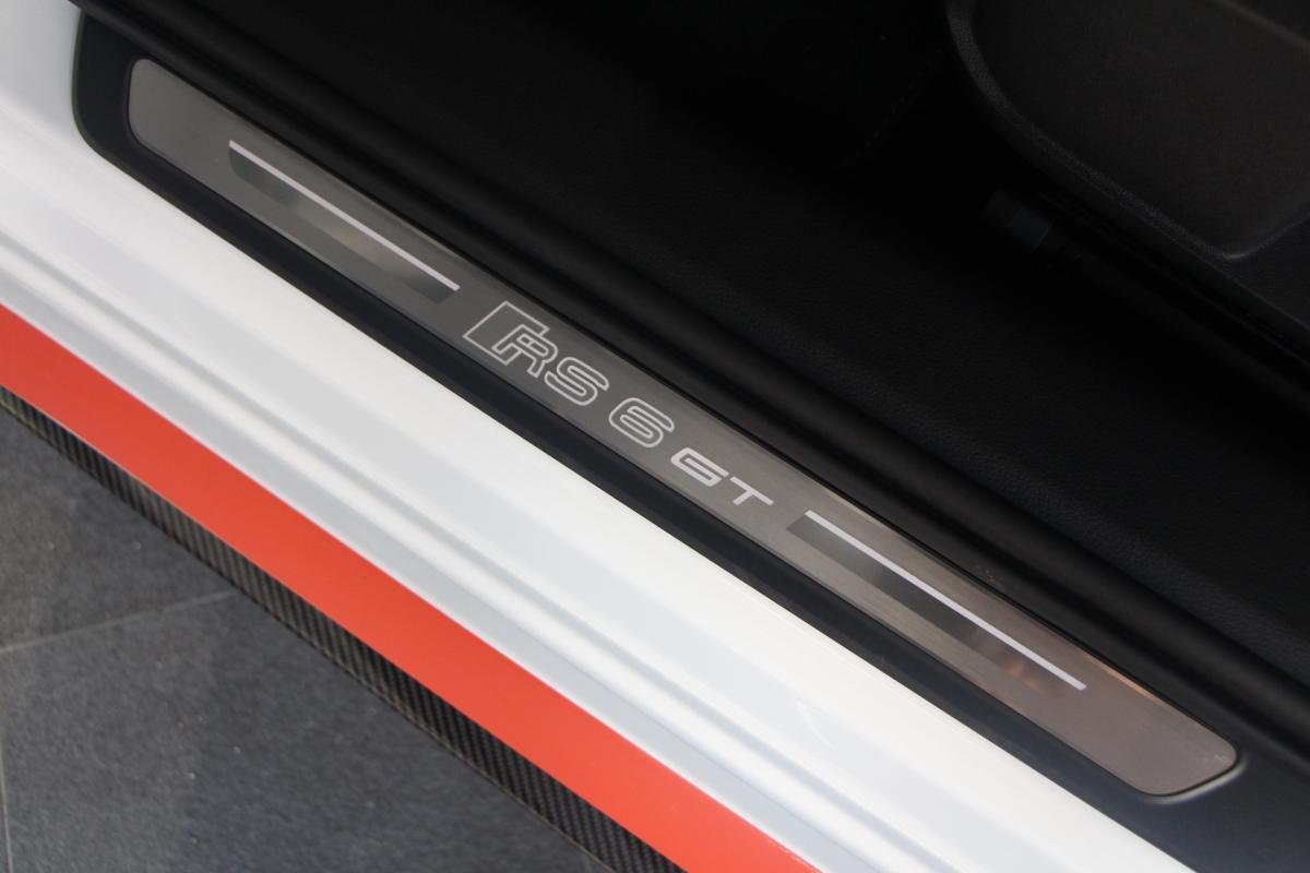 Audi RS6 Avant - Photo 18