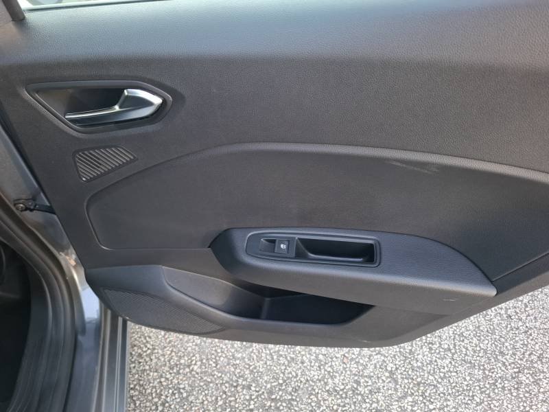 Renault Clio - Photo 21