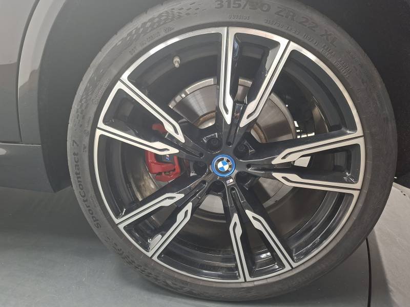 BMW X5 - Photo 10