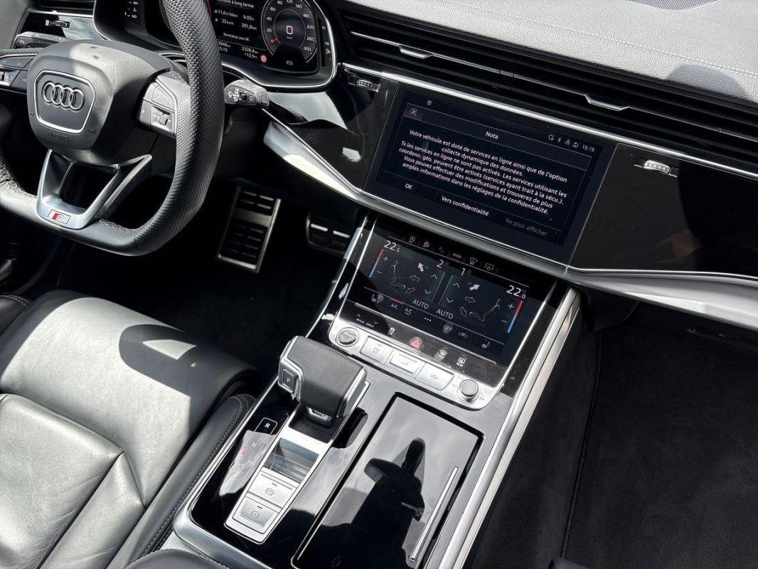 Audi Q7 - Photo 11