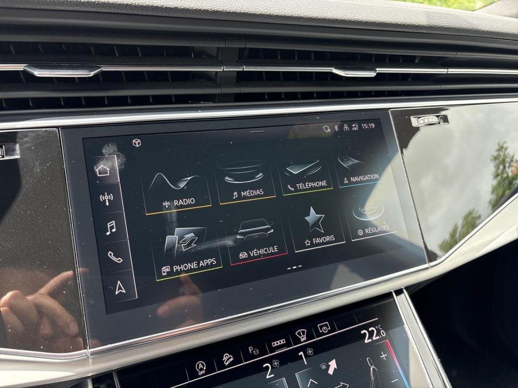 Audi Q7 - Photo 16