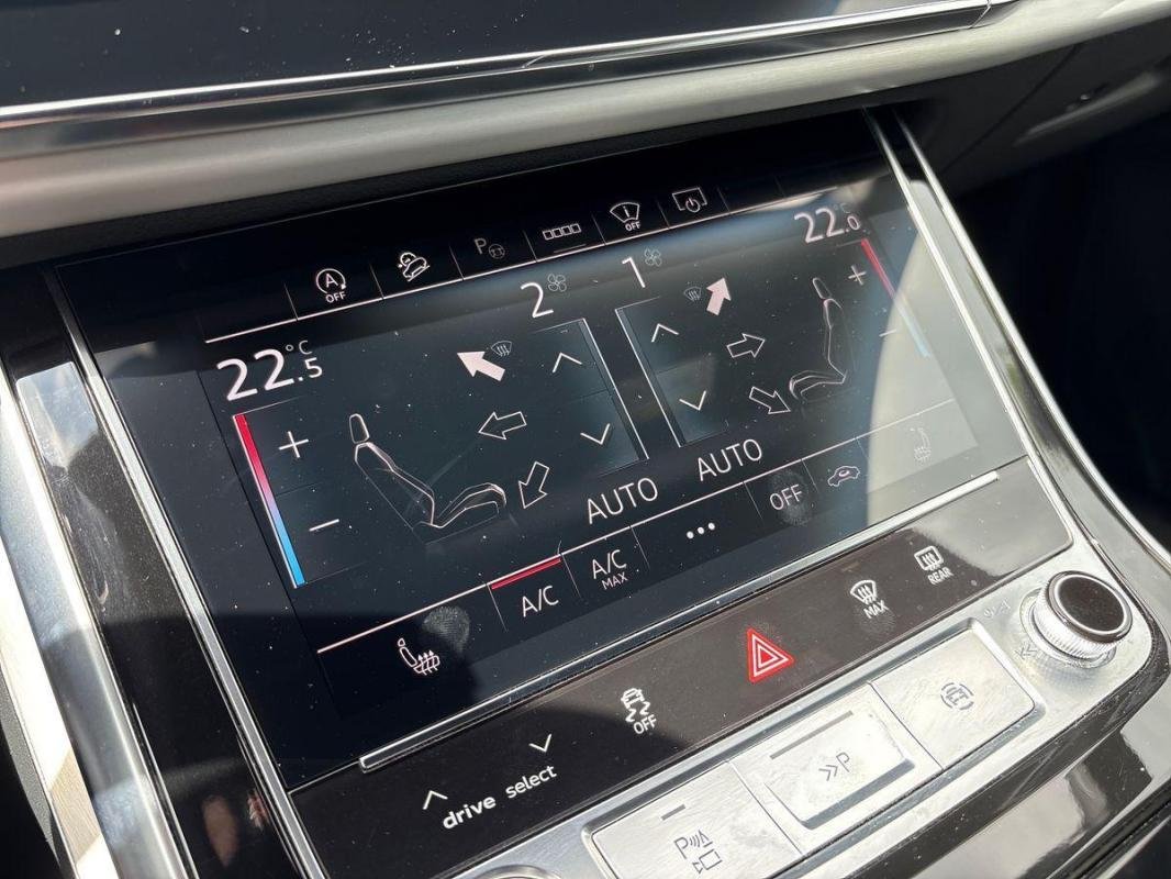 Audi Q7 - Photo 19
