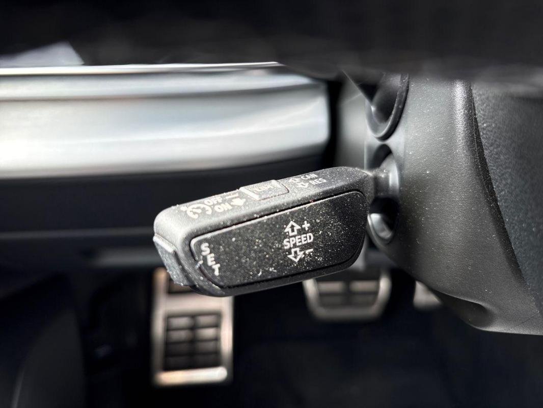 Audi Q7 - Photo 21