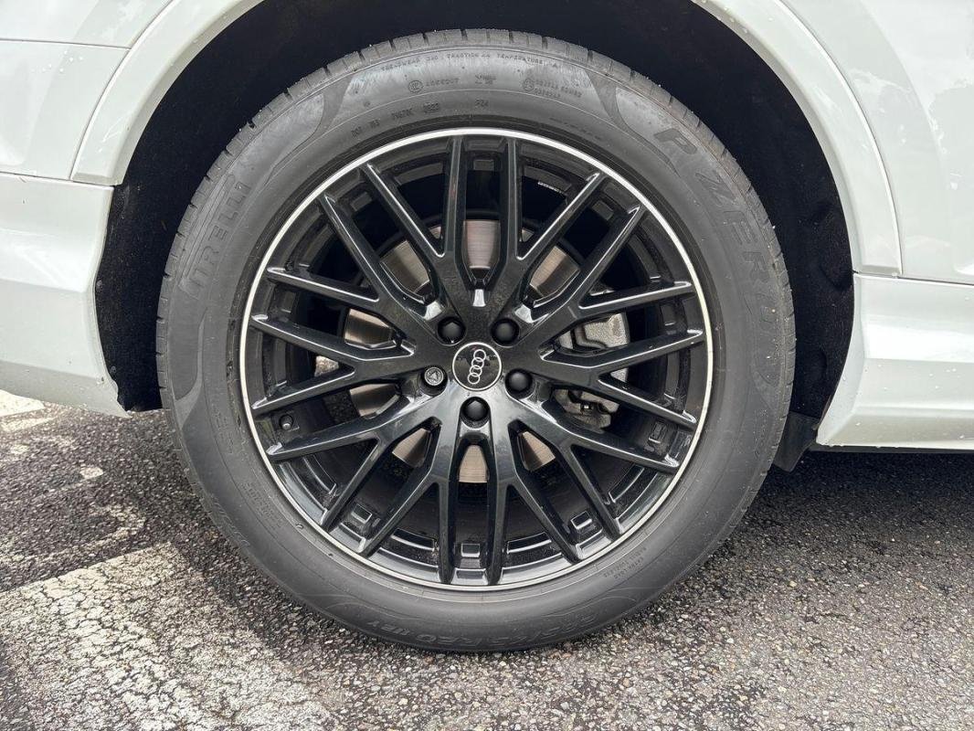 Audi Q7 - Photo 28