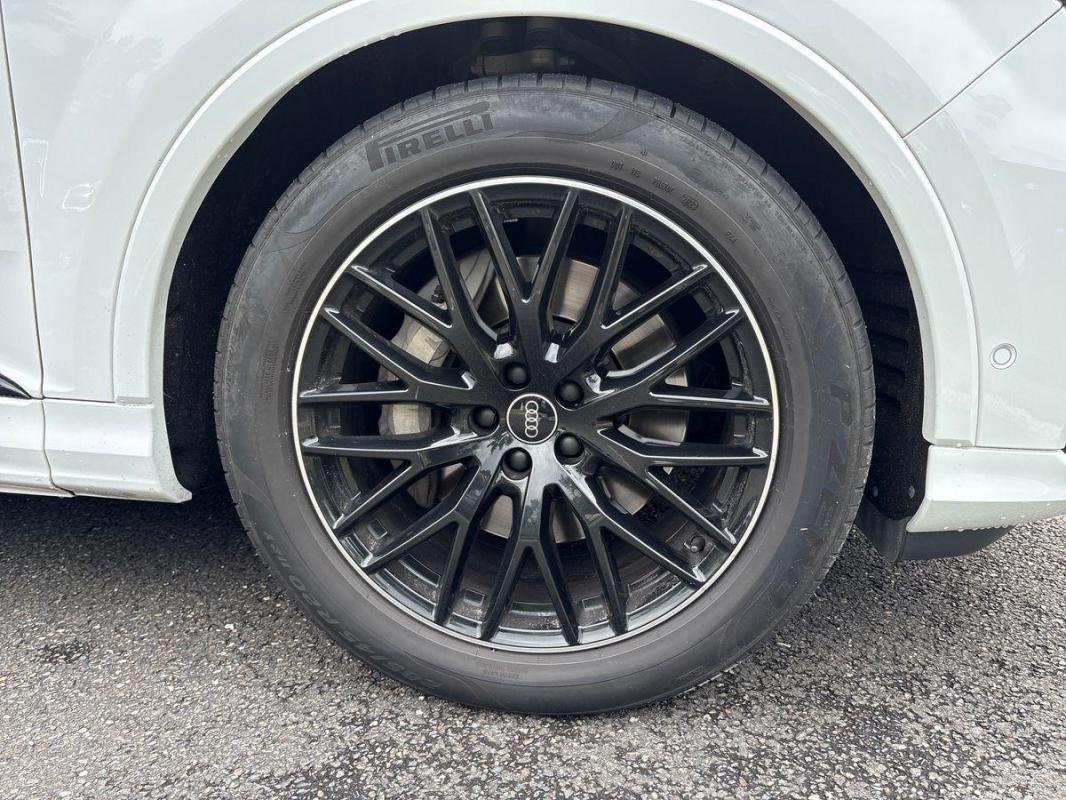 Audi Q7 - Photo 29
