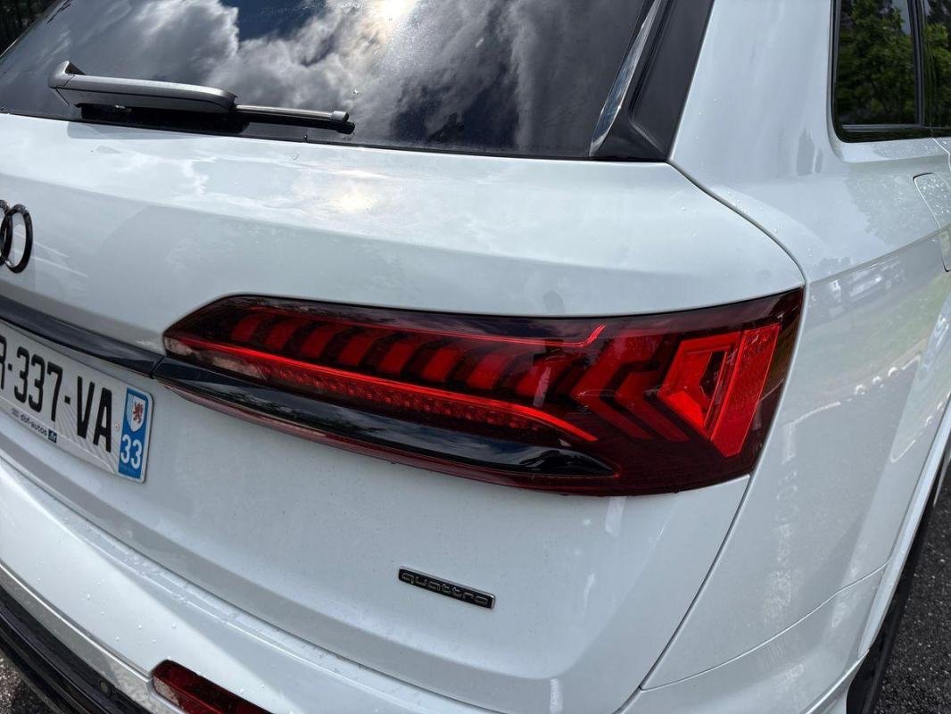 Audi Q7 - Photo 30