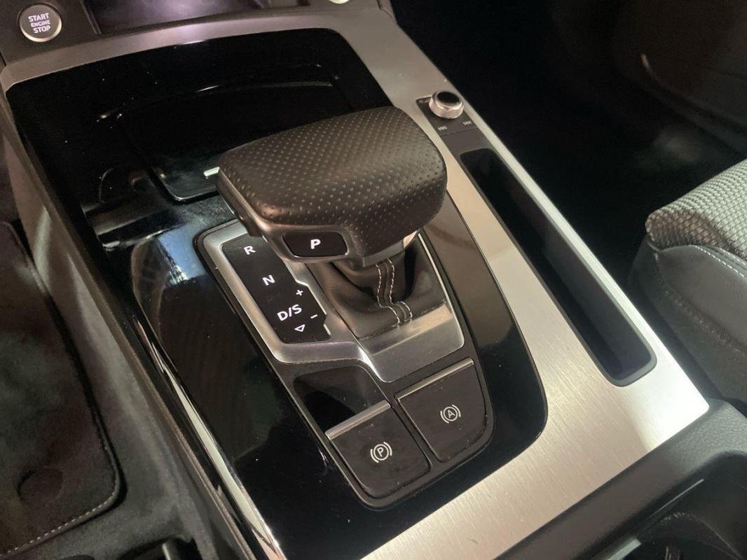Audi Q5 - Photo 11