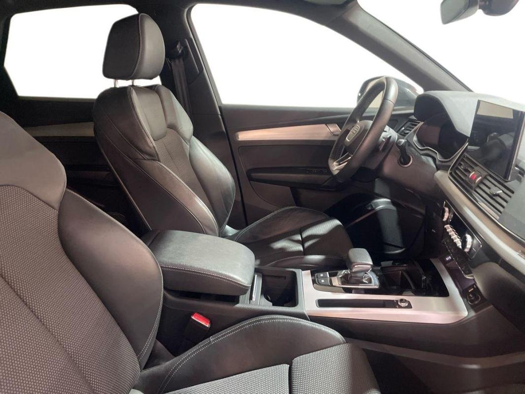 Audi Q5 - Photo 13