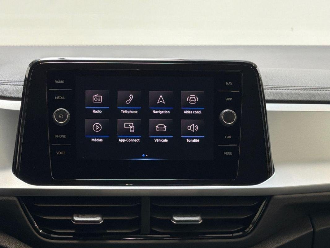 Volkswagen T-Roc - Photo 16
