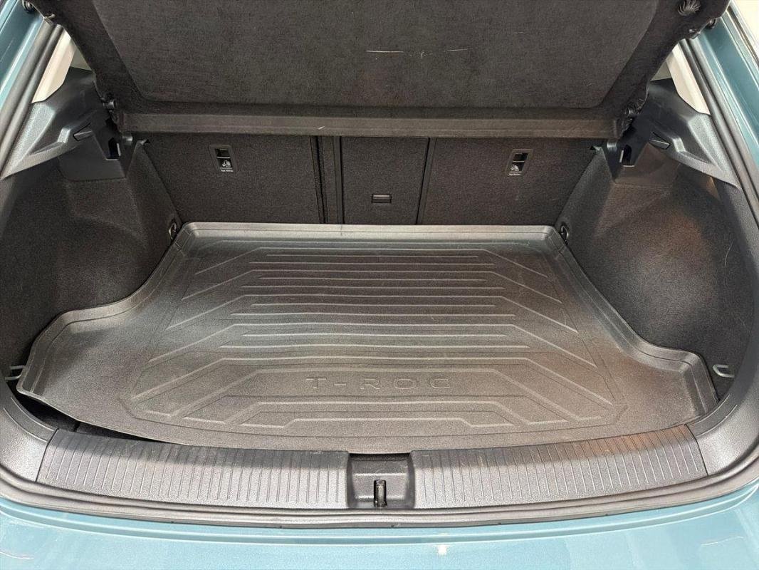 Volkswagen T-Roc - Photo 31
