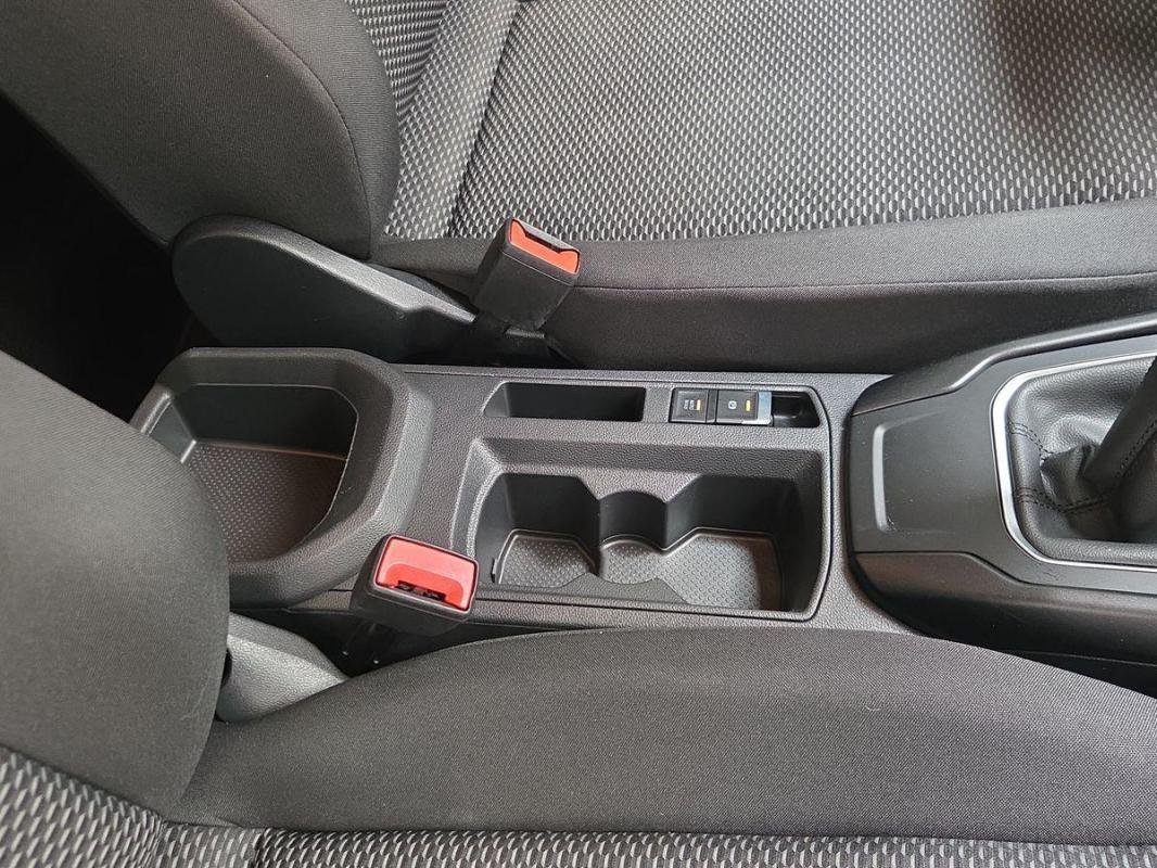 Volkswagen T-Roc - Photo 12