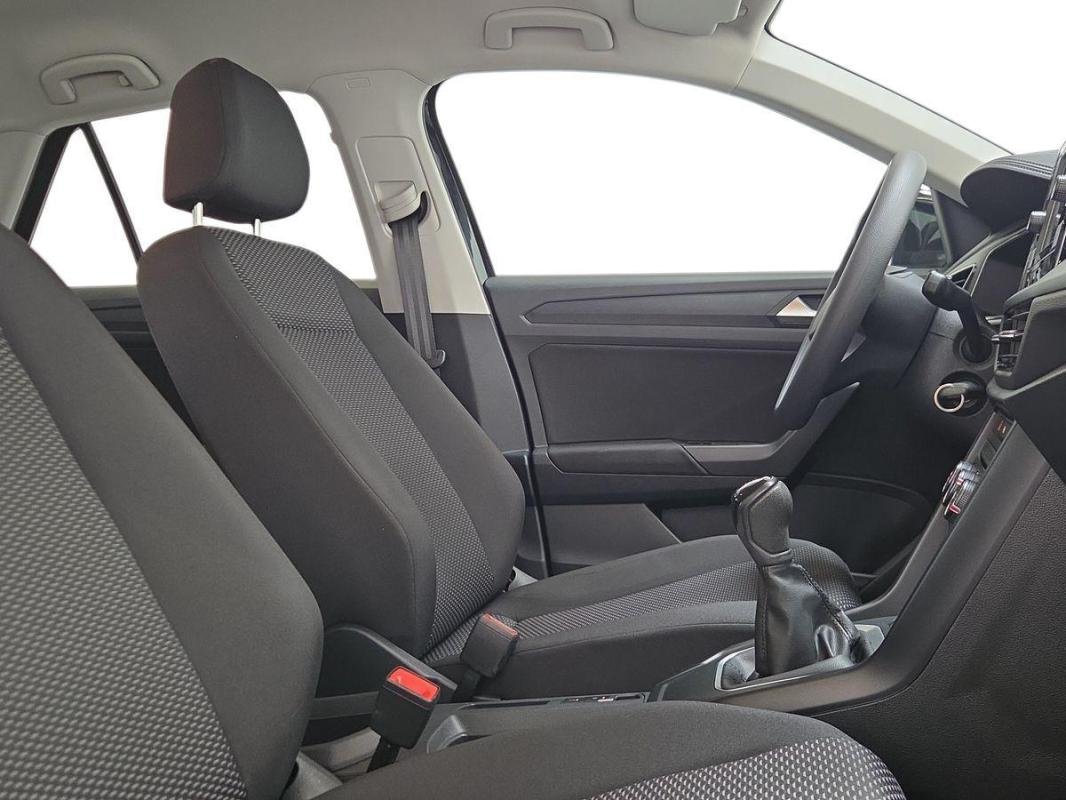 Volkswagen T-Roc - Photo 13