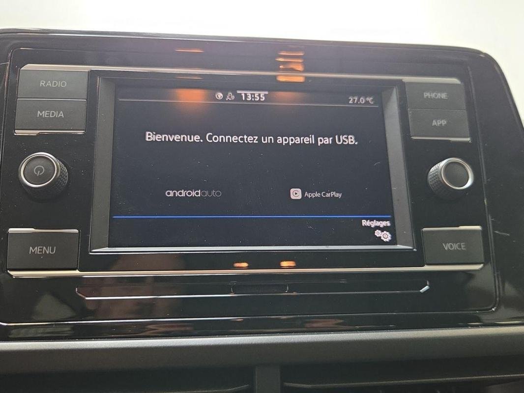 Volkswagen T-Roc - Photo 17
