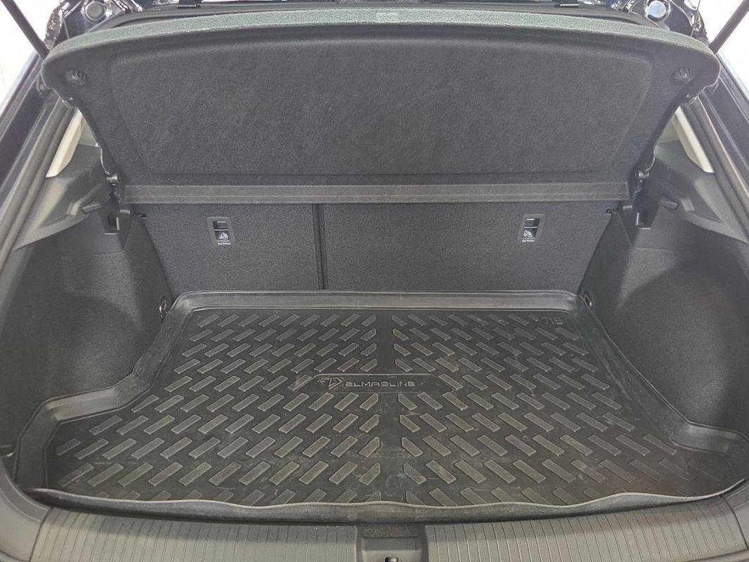 Volkswagen T-Roc - Photo 31
