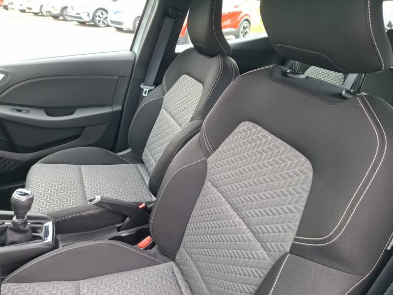 Renault Clio - Photo 15