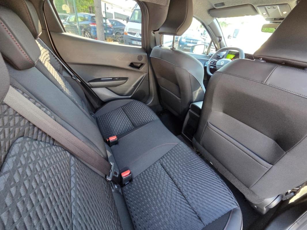 Renault Clio - Photo 11