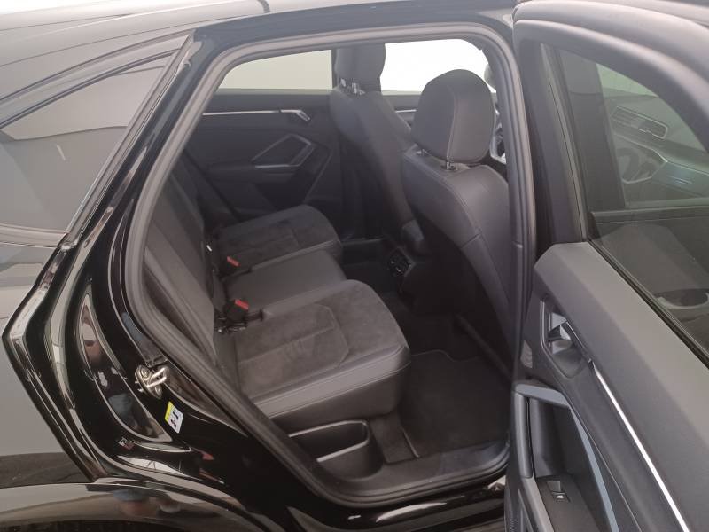 Audi Q3 - Photo 15