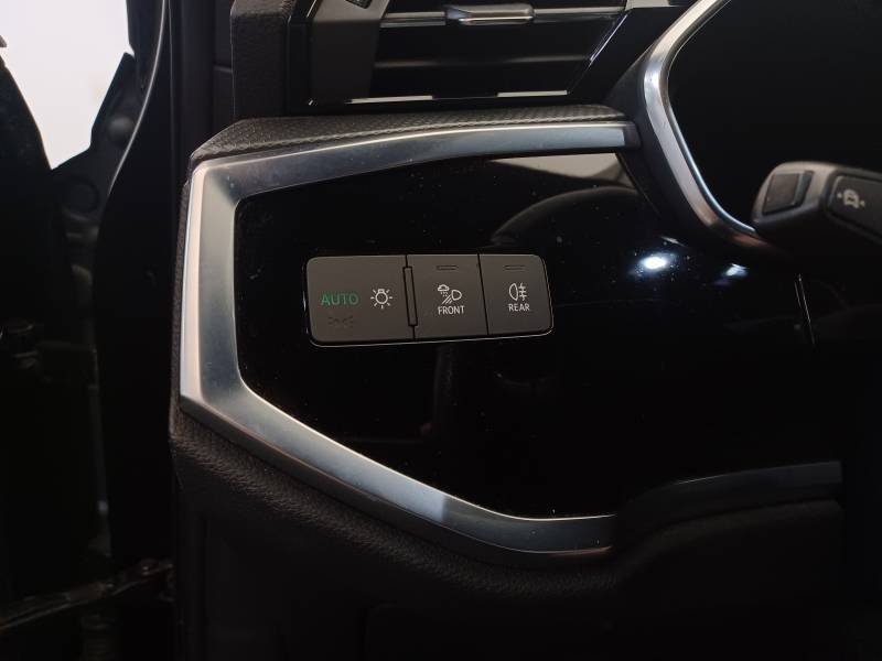 Audi Q3 - Photo 38