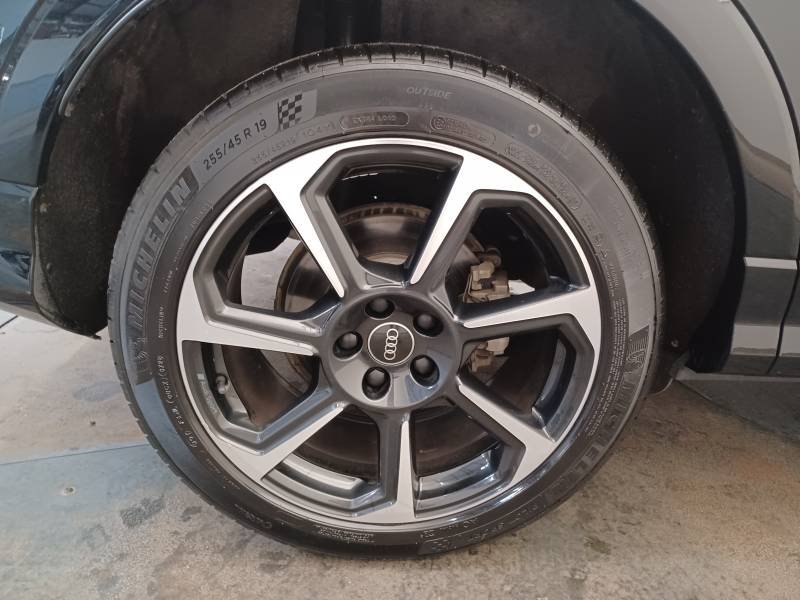 Audi Q3 - Photo 9