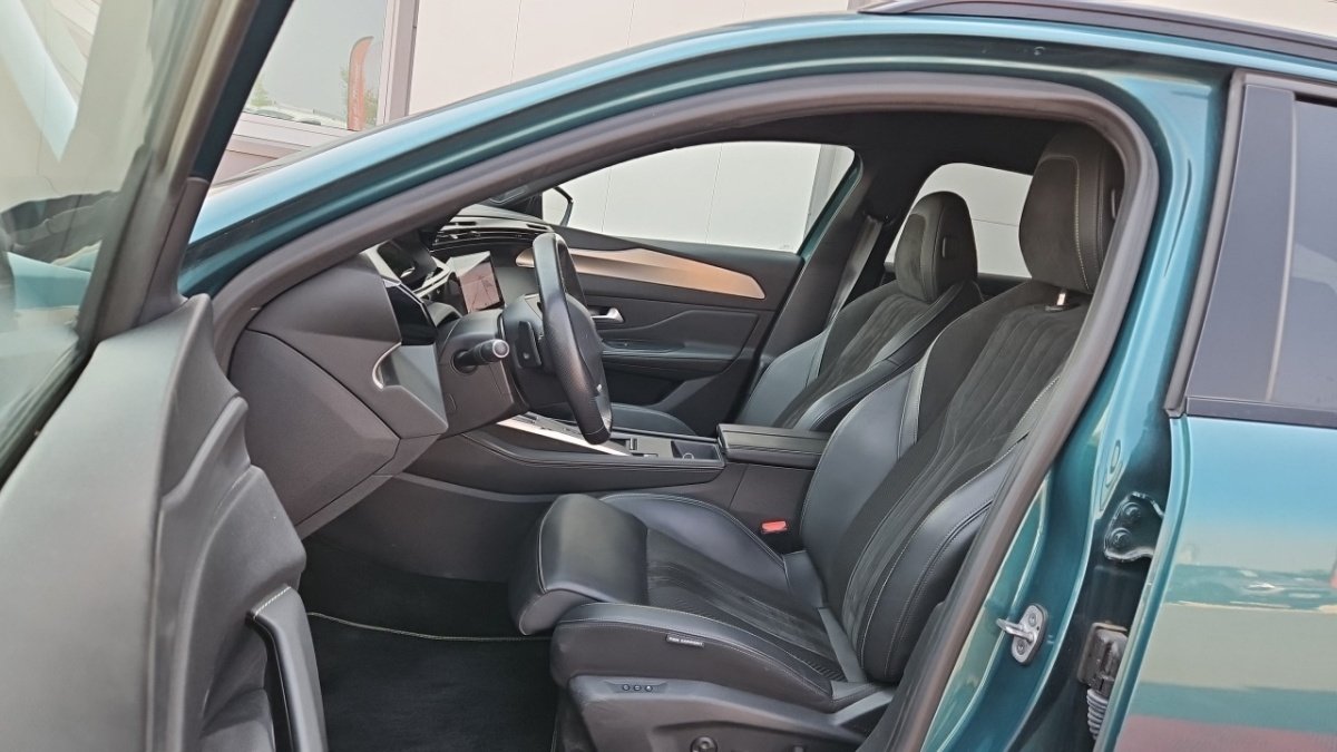 Peugeot 308 SW - Photo 14
