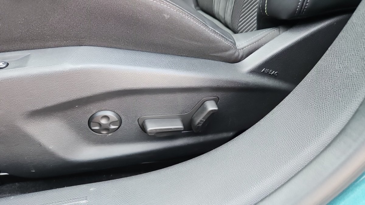 Peugeot 308 SW - Photo 29