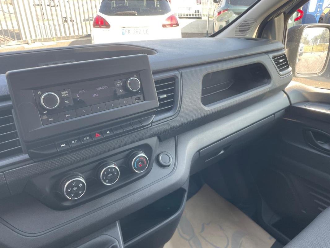 Renault Trafic - Photo 14