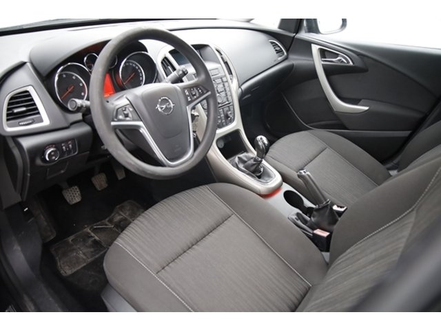 Opel Astra - Photo 10